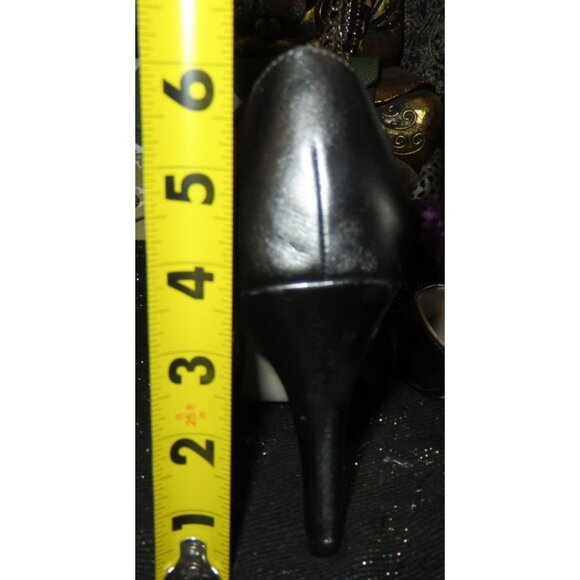 Adrienne Vittadini Ceclia Gunmetal Pewter Metallic Patent Leather T Strap Pumps - Picture 5 of 11